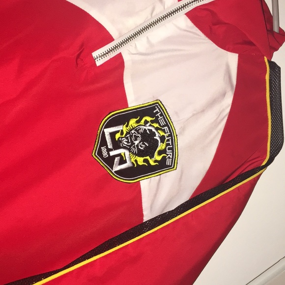 Jacket - Picture 2 of 4